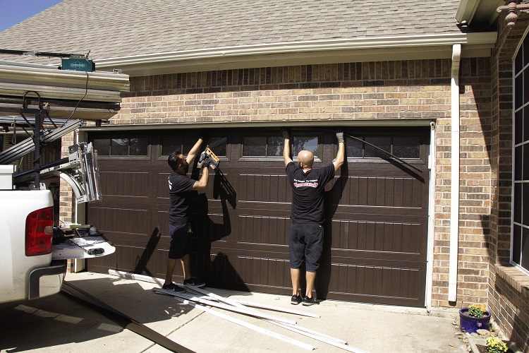 Garage Door Installation Services in San Fernando: Modern Solutions for Safer Homes